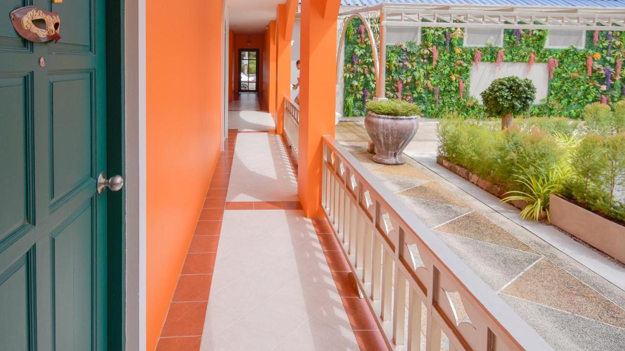 Hotel Reddoorz Venice Boutique 3*